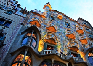 gaudi tour barcelona